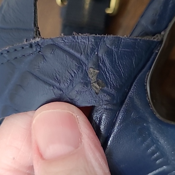 NWT Lauren Ralph Lauren Navy Strappy Platform Croc Embossed Heels size 9 - Picture 6 of 14